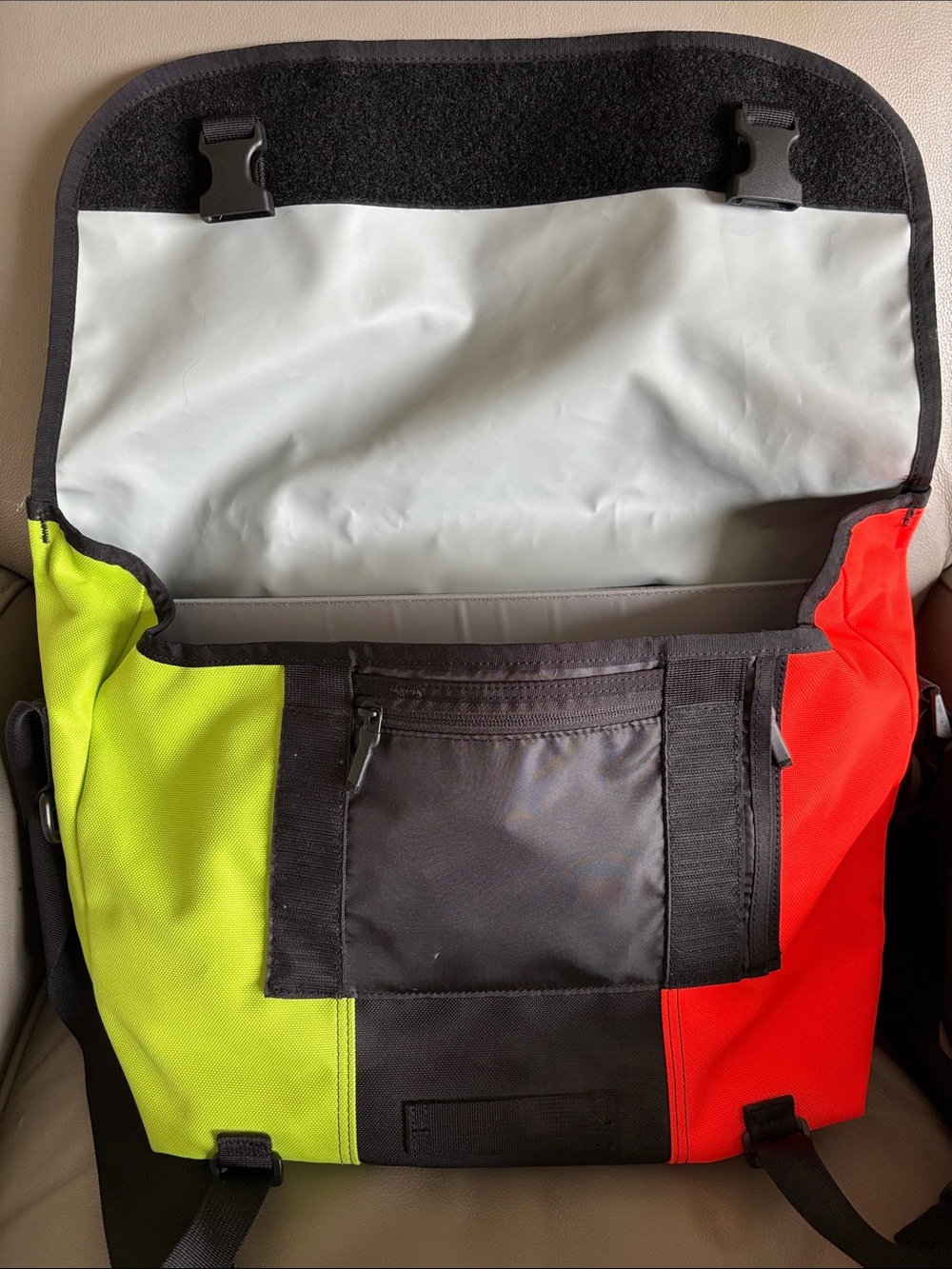 Timbuk2 Messenger/Travel Backpack with Neon Green and Orange Accents. Never used - Picture 2 of 8